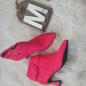 Cato Pink Ankle Heeled Boots with Side Buckle Accent NWOT